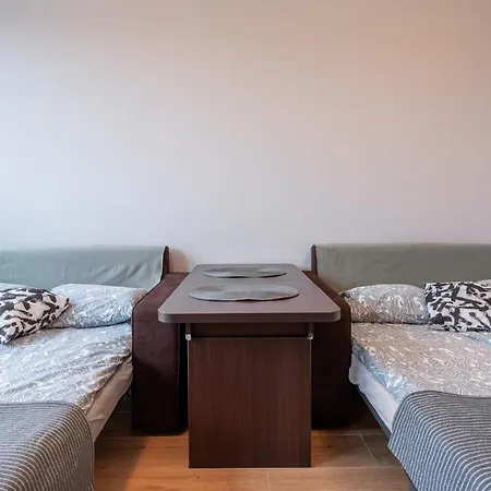 Apartament Centrum 32M2 Klodzko - Przyjaciol Ziemi Klodzkiej Exterior foto
